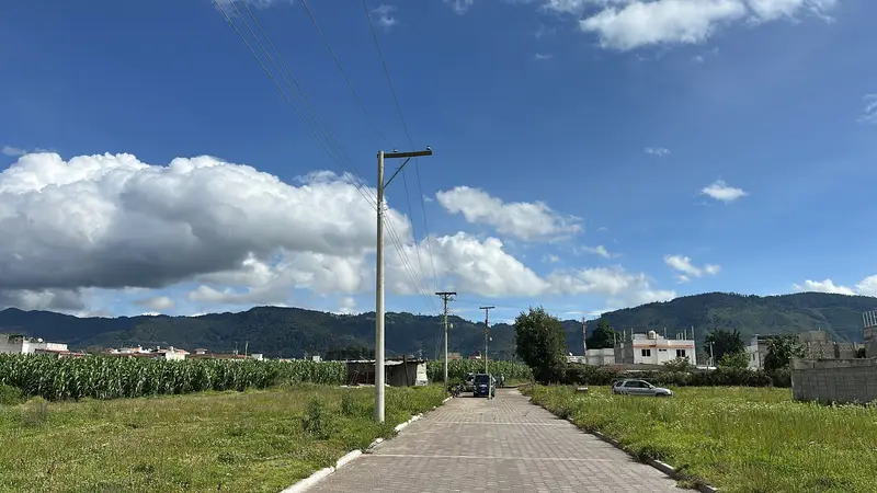 Proyecto de alumbrado público ejecutado por IECA en Guatemala